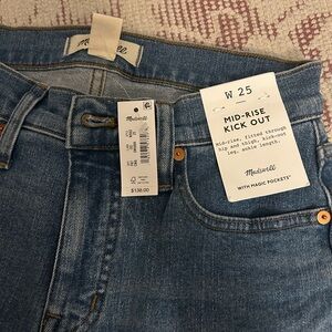 Madewell Mid-Rise Kick Out Jeans